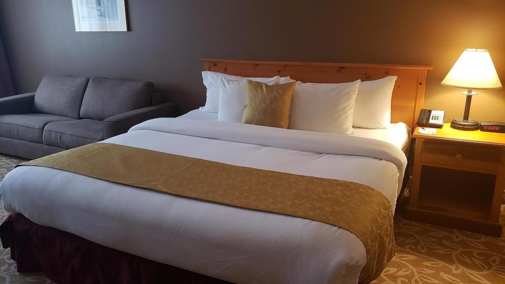 Ramada By Wyndham Pinewood Park Resort North Bay Eksteriør billede